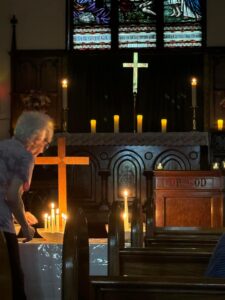 taize candle lighting